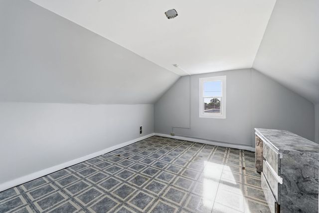 404 River Oaks Drive, Calumet City, IL 60409