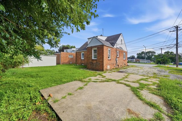 404 River Oaks Drive, Calumet City, IL 60409