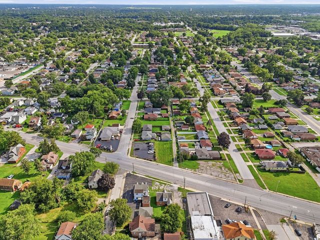 404 River Oaks Drive, Calumet City, IL 60409