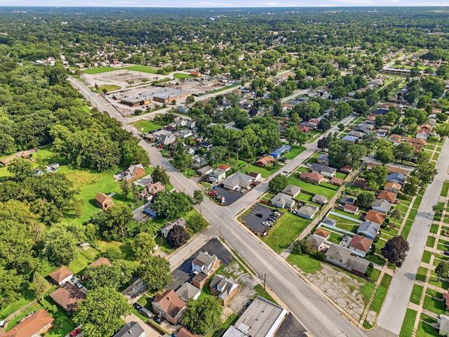 404 River Oaks Drive, Calumet City, IL 60409