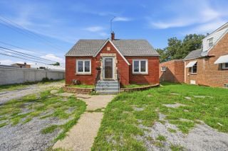 404 River Oaks Drive, Calumet City, IL 60409