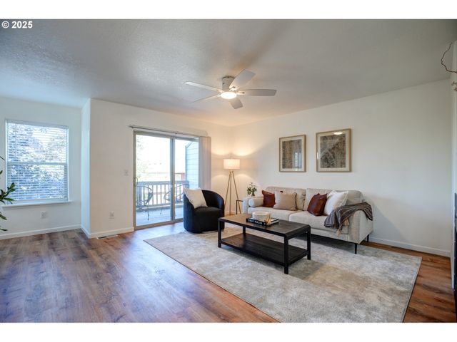 1396 Sw 22ND Ter, Gresham, OR 97080