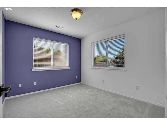 1396 Sw 22ND Ter, Gresham, OR 97080