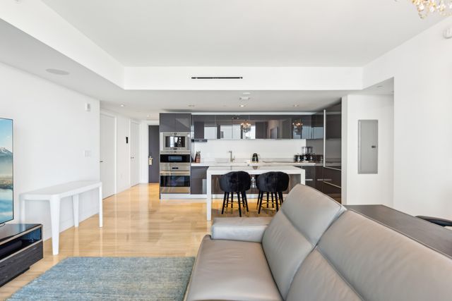 1451 BRICKELL Avenue 1202, Miami, FL 33131
