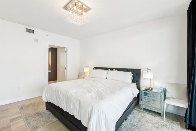 1451 BRICKELL Avenue 1202, Miami, FL 33131