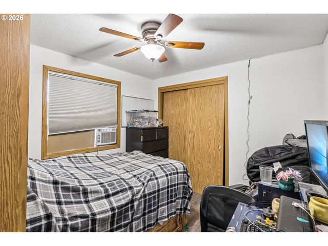 608 Se SUMNER St, Camas, WA 98607