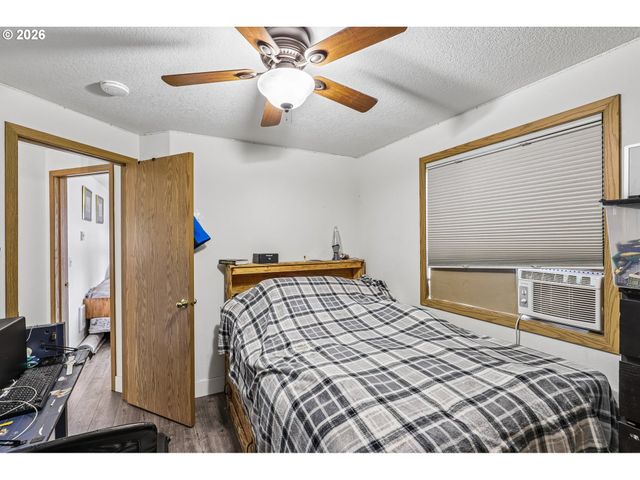 608 Se SUMNER St, Camas, WA 98607