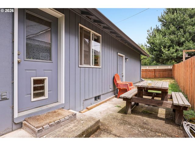 608 Se SUMNER St, Camas, WA 98607