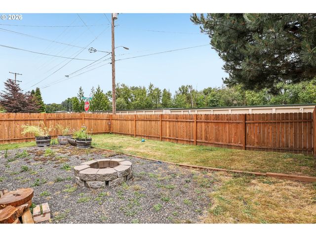 608 Se SUMNER St, Camas, WA 98607