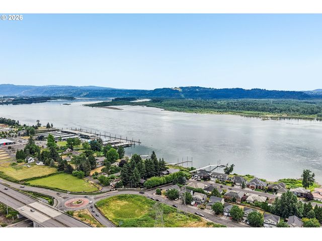 608 Se SUMNER St, Camas, WA 98607