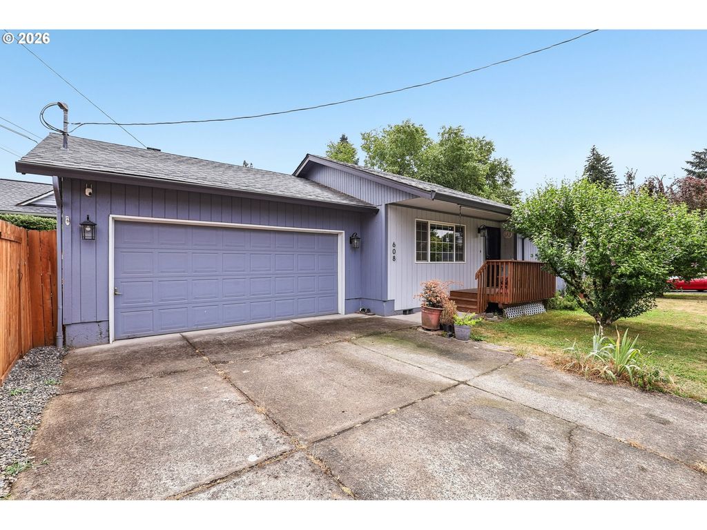 608 Se SUMNER St, Camas, WA 98607