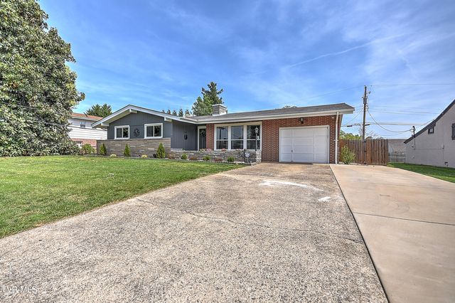 2108 Swannanoa Avenue, Kingsport, TN 37664