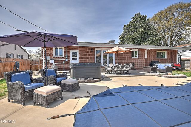 2108 Swannanoa Avenue, Kingsport, TN 37664