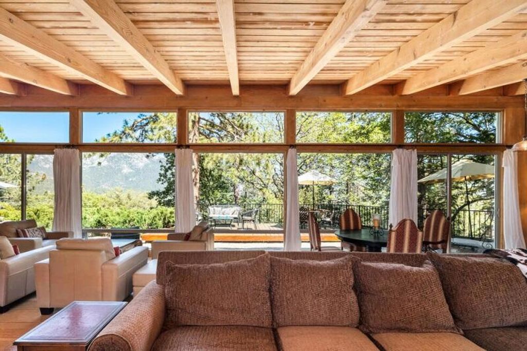 Image 10 of property listing at 25630 Sunrise Drive, Idyllwild, CA 92549