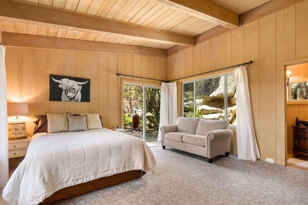 Image 20 of property listing at 25630 Sunrise Drive, Idyllwild, CA 92549