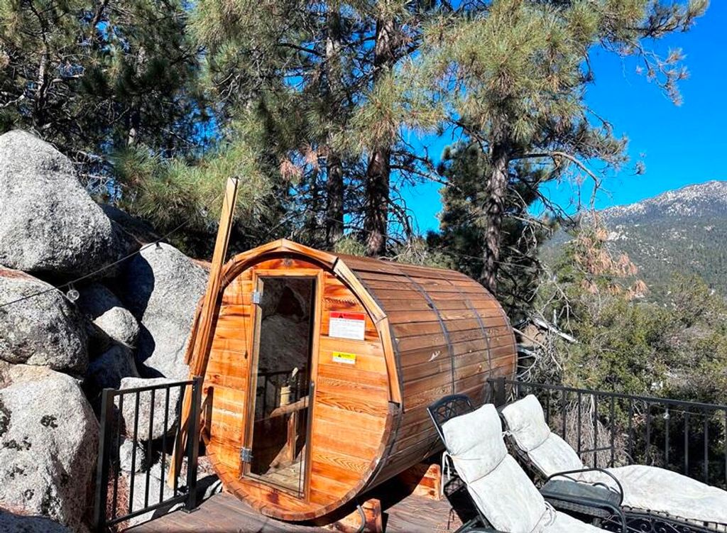 Image 23 of property listing at 25630 Sunrise Drive, Idyllwild, CA 92549