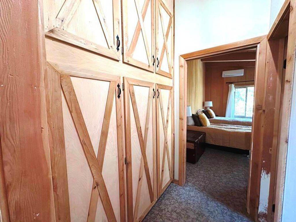 Image 29 of property listing at 25630 Sunrise Drive, Idyllwild, CA 92549