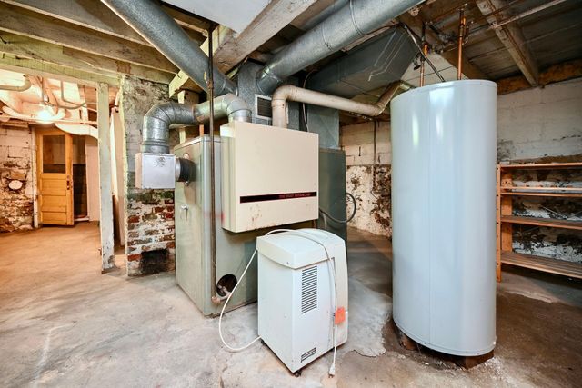 653 Johnson Street, Winona, MN 55987