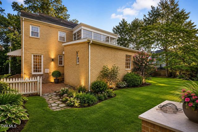 105 Spencer Street, Greeneville, TN 37745