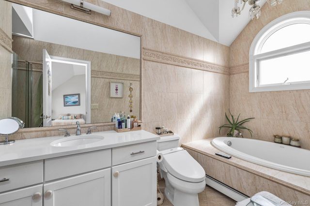 703 Neptune Boulevard, Long Beach, NY 11561