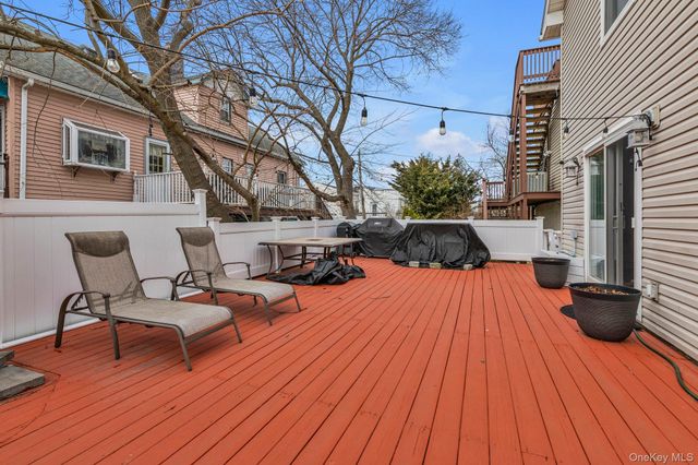 703 Neptune Boulevard, Long Beach, NY 11561