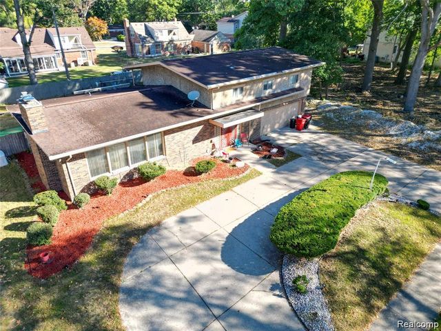 17160 Westland Avenue, Southfield, MI 48075