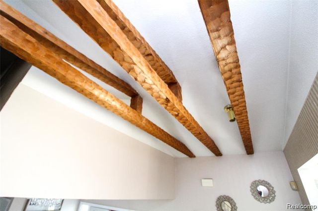 17160 Westland Avenue, Southfield, MI 48075