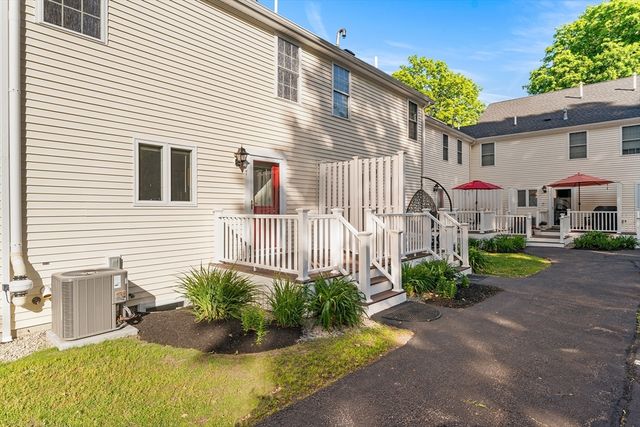 6 Colebrook Blvd 7, Whitman, MA 02382