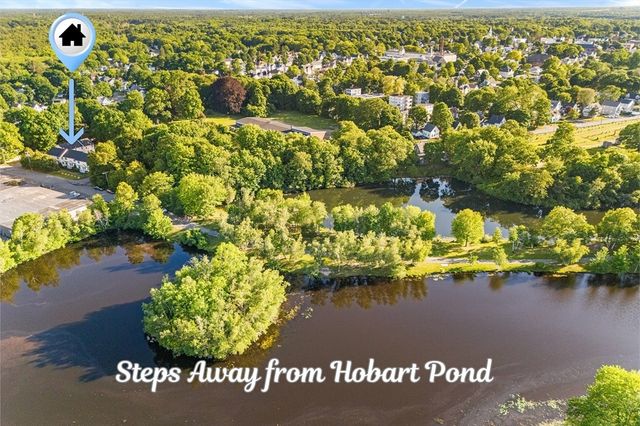 6 Colebrook Blvd 7, Whitman, MA 02382