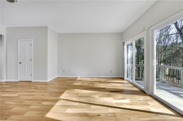 9165 Nesbit Ferry Road 39, Alpharetta, GA 30022