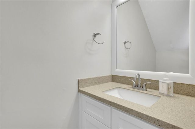 9165 Nesbit Ferry Road 39, Alpharetta, GA 30022