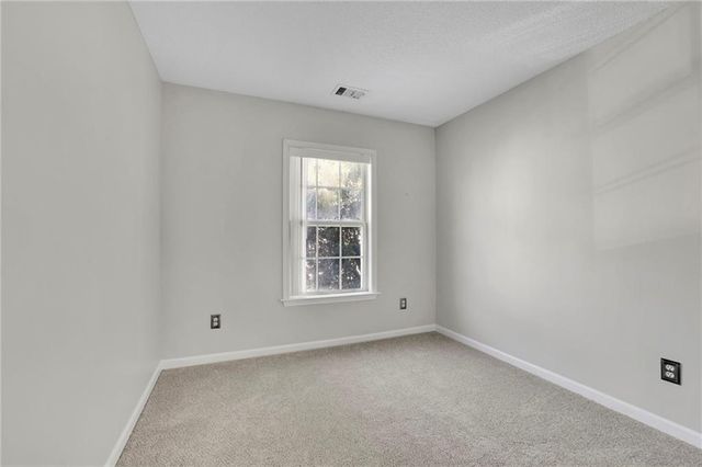 9165 Nesbit Ferry Road 39, Alpharetta, GA 30022