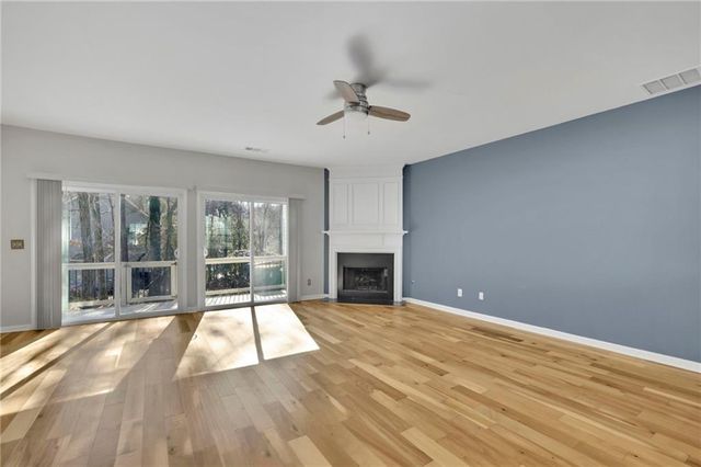 9165 Nesbit Ferry Road 39, Alpharetta, GA 30022