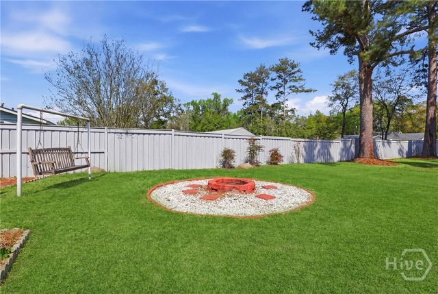 12 Walnut Street, Bloomingdale, GA 31302