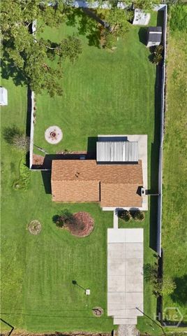 12 Walnut Street, Bloomingdale, GA 31302