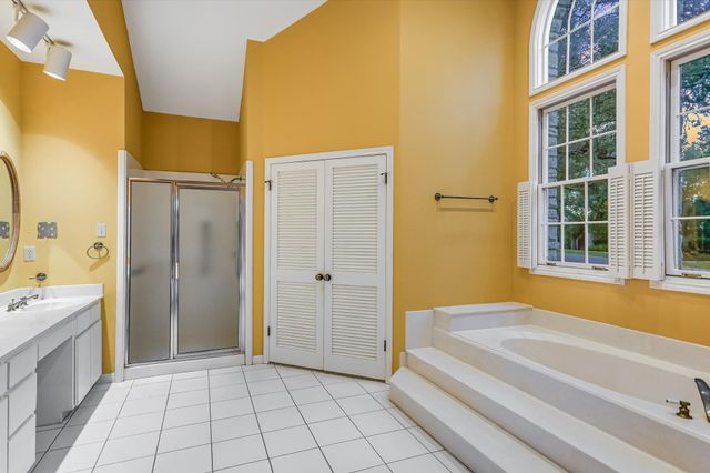 705 Windsong TRL, West Lake Hills, TX 78746