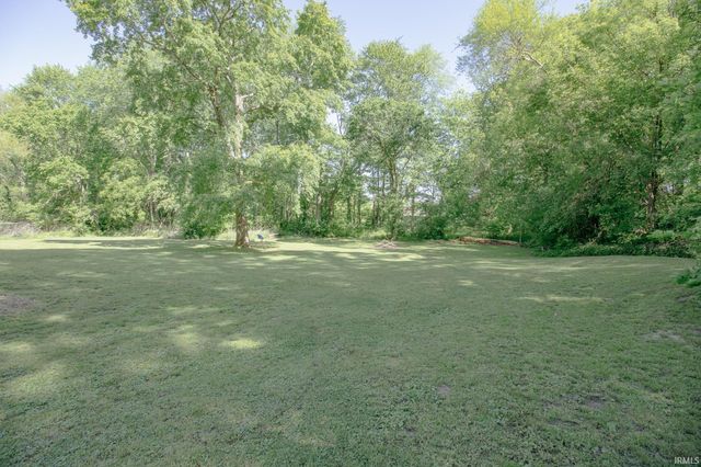 5466 McCool Road, Boonville, IN 47601