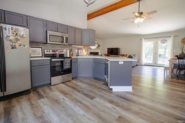 5466 McCool Road, Boonville, IN 47601