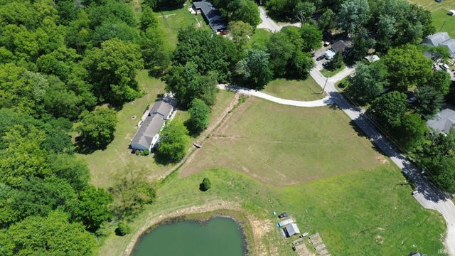 5466 McCool Road, Boonville, IN 47601
