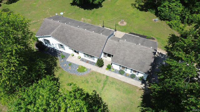 5466 McCool Road, Boonville, IN 47601