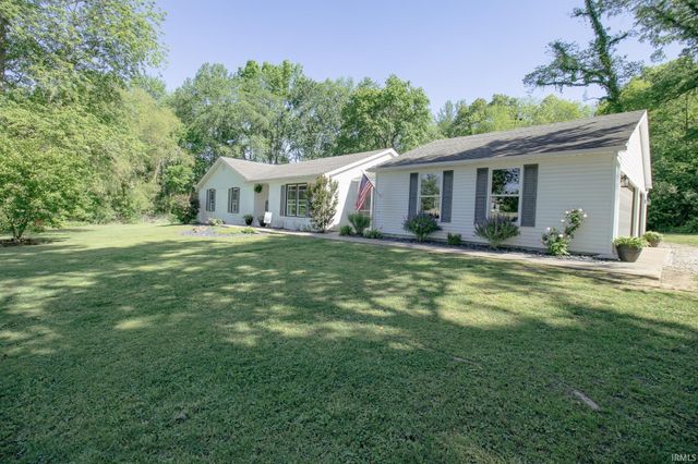 5466 McCool Road, Boonville, IN 47601