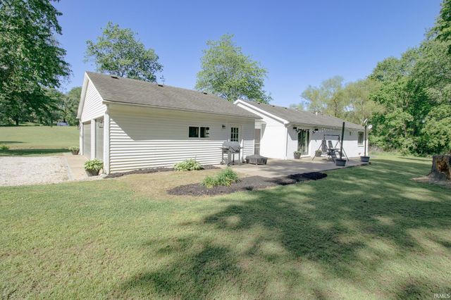 5466 McCool Road, Boonville, IN 47601
