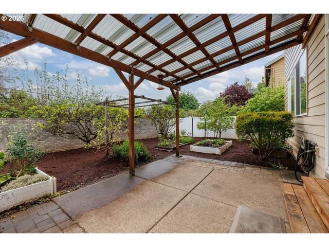 2769 N FREMONT St, Cornelius, OR 97113