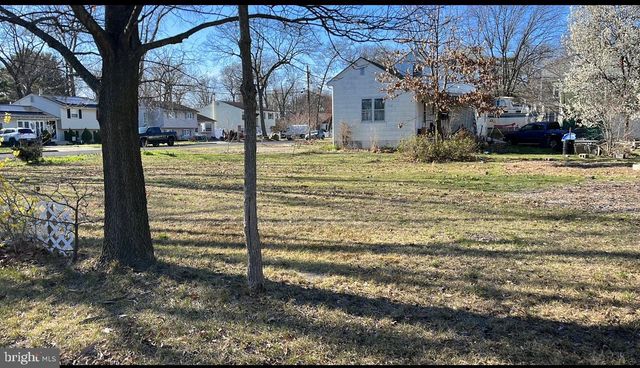 1561 LAFAYETTE ST, West Deptford, NJ 08086