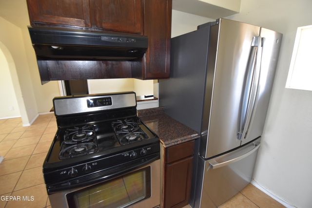 304 MARICELA Drive, El Paso, TX 79915