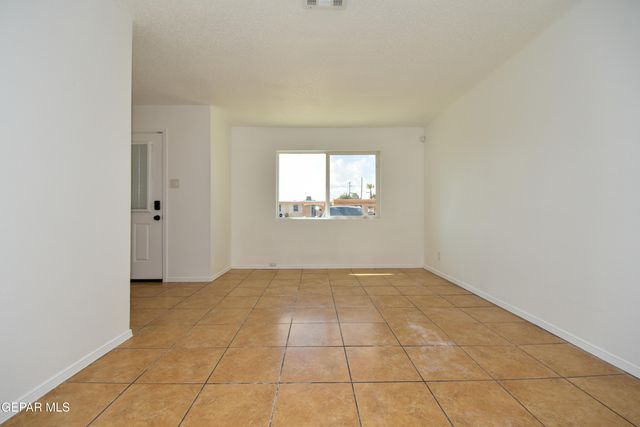 304 MARICELA Drive, El Paso, TX 79915