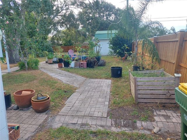 312 W CORNELIUS CIRCLE, Sarasota, FL 34232