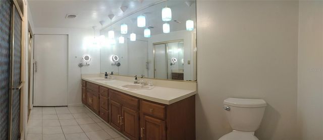 312 W CORNELIUS CIRCLE, Sarasota, FL 34232