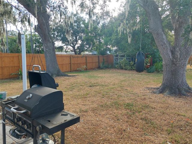 312 W CORNELIUS CIRCLE, Sarasota, FL 34232