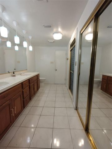 312 W CORNELIUS CIRCLE, Sarasota, FL 34232